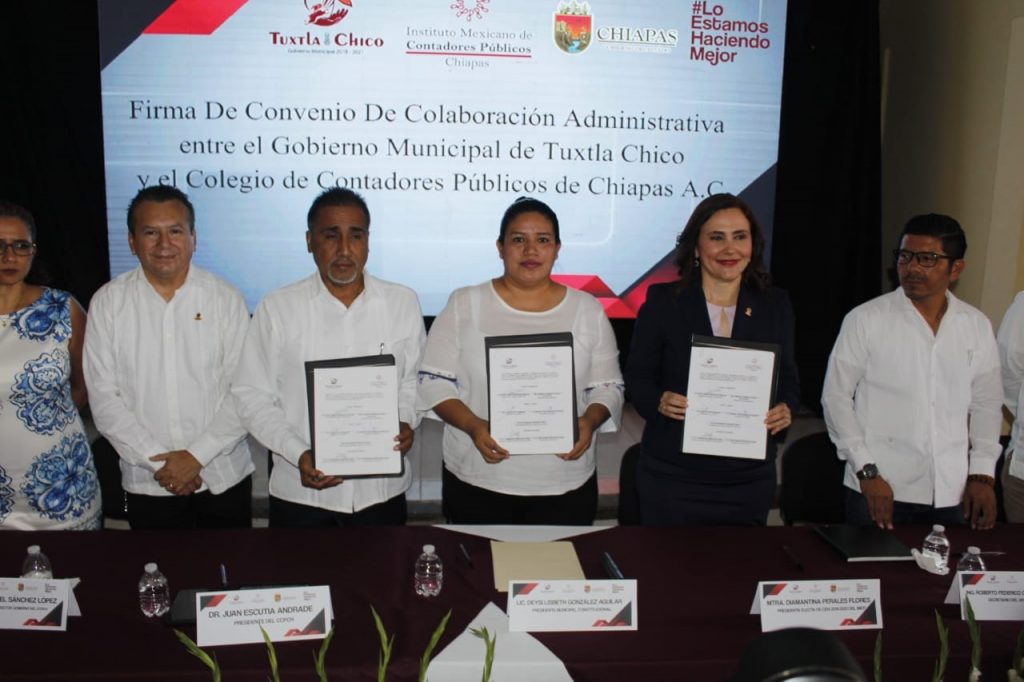 Contadores Públicos firman convenio de Colaboración con ayuntamiento de Tuxtla Chico para transparentar rendición de cuentas
