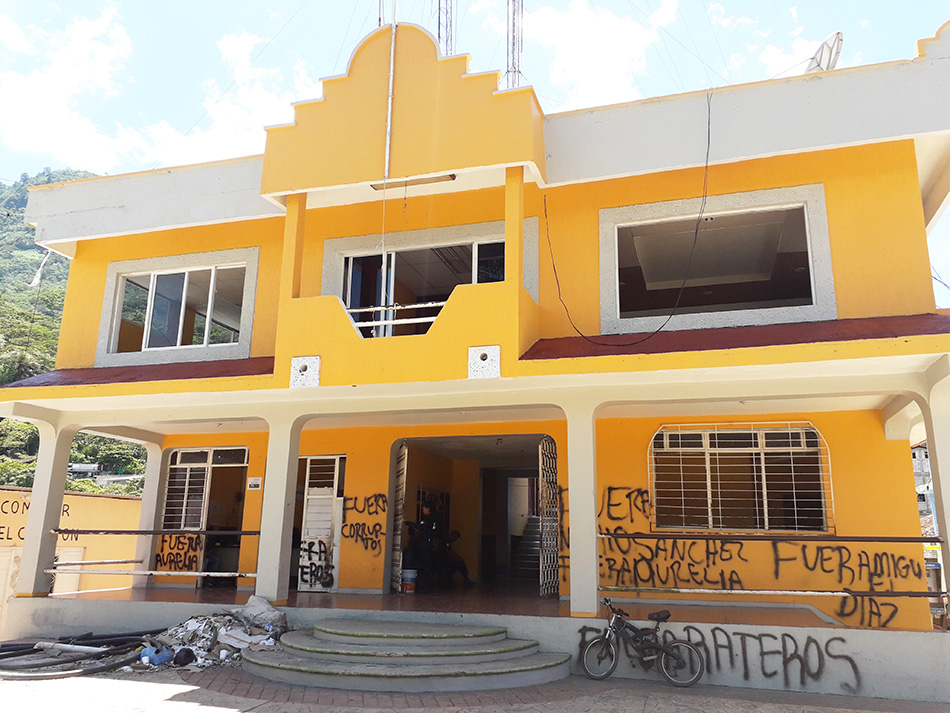 En el municipio de El Bosque vulneran derechos de alcaldesa y regidoras