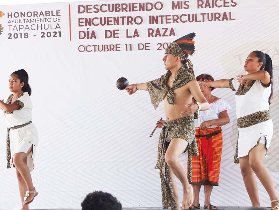 Gobierno Municipal realiza con éxito el Primer Encuentro Intercultural del Día de la Raza