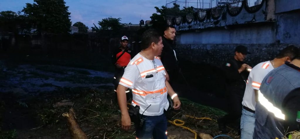 SSyPC brinda apoyo a habitantes de Tonalá tras desbordamiento de arroyos