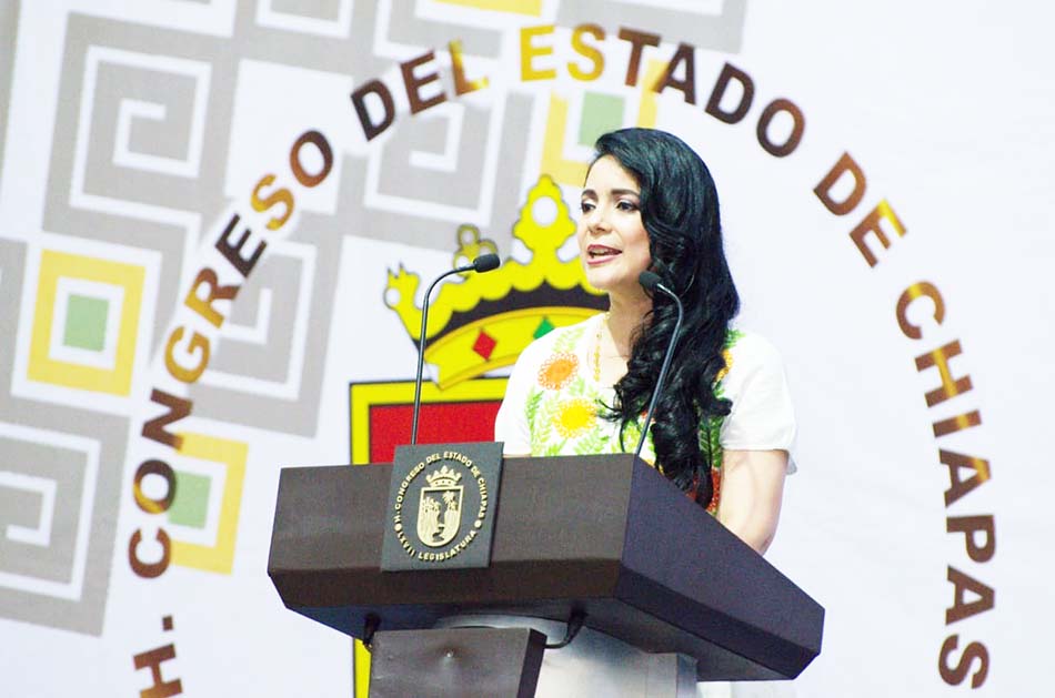 La Presidente de la LXVII Legislatura del Congreso del Estado rinde Informe de Actividades