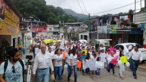 Marcha contra la inseguridad y la violencia en Mezcalapa ( NO + VIOLENCIA)