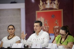 Convoca Rutilio Escandón a colaboradores a actuar con estatura ética y buenas prácticas por Chiapas