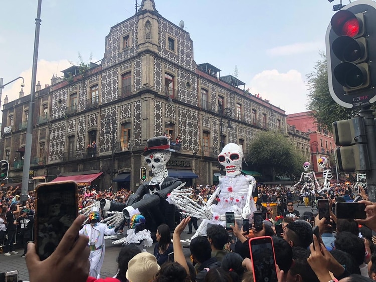 Desfile de Día de Muertos en la Ciudad de México