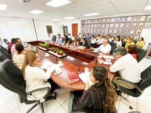 DIF Tuxtla y Secretaría para la Igualdad de las Mujeres entregan informes de avances a un año de actividades