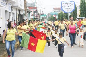 Gobierno municipal y jardines de niños conmemoran el Día de las Naciones Unidas 