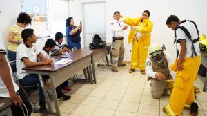 Imparten taller de preparación en situaciones de emergencia para personas con discapacidad