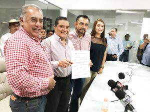 PRI nombra a Mario Sántiz Gómez como nuevo coordinador del GP en el Congreso del Estado