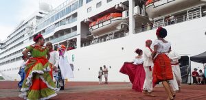 Puerto Chiapas recibe al crucero Seabourn Sojourn con 870 personas a bordo