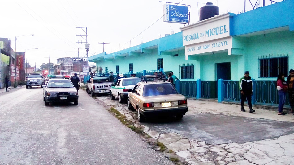 Retienen a taxistas por atropellar a un menor de edad en Bochil