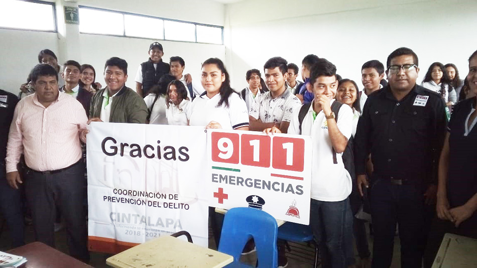 SSyPC fomenta uso responsable del 911 y 089 entre alumnos y padres de las escuelas