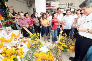 Concurso y exposición de Altares Zoques en el patio central del Ayuntamiento Tuxtleco