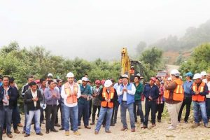 Gobierno federal y municipal modernizarán carretera en Jitotol