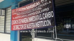 Impiden el acceso al director de la prepa en Huixtla