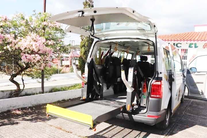 Se beneficia Jitotol con dotación de un vehículo para trasladar a discapacitados