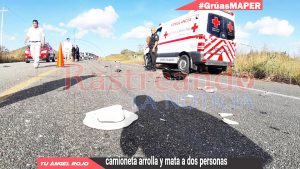 Camioneta de lujo arrolla y mata a dos motociclistas