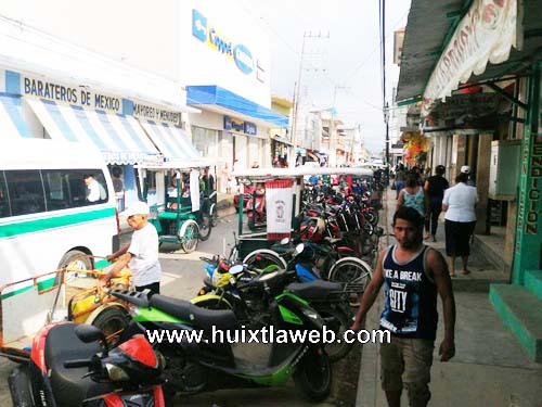 En taller mecánico de Huixtla recuperan motocicleta robada en Tuzantán