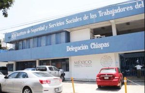 Trabajadores del ISSSTE piden cambio de delegado en Chiapas