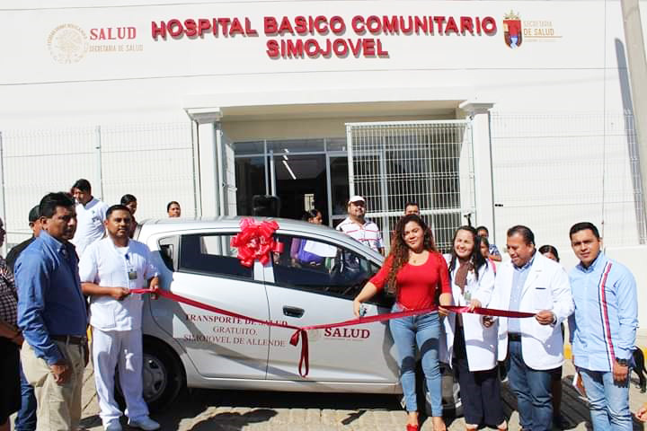 Alcaldesa de Simojovel pone a disposición transporte gratuito a la clínica de salud