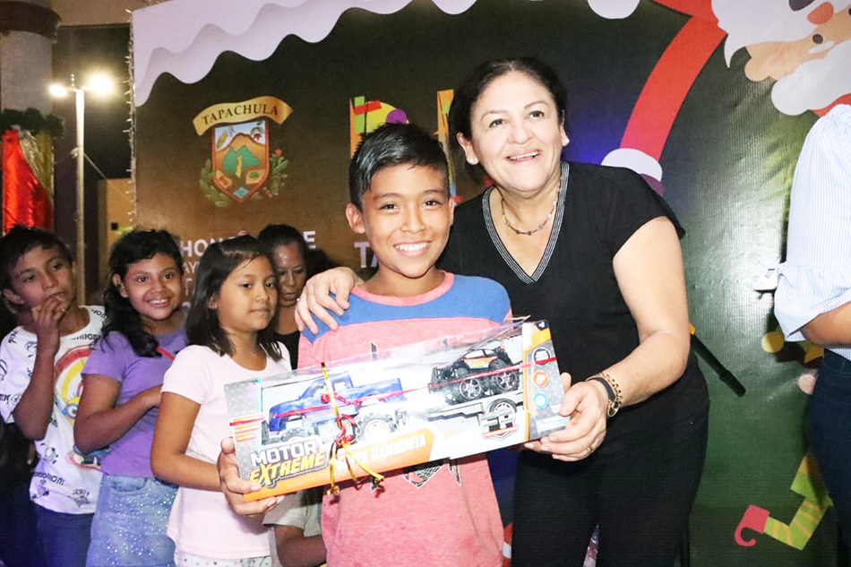 Ayuntamiento y DIF celebraron el Día de Reyes con los niños de Tapachula