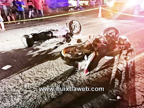 Dos heridos al chocar 2 motociclistas en tramo carretero Huixtla-Tuzantán