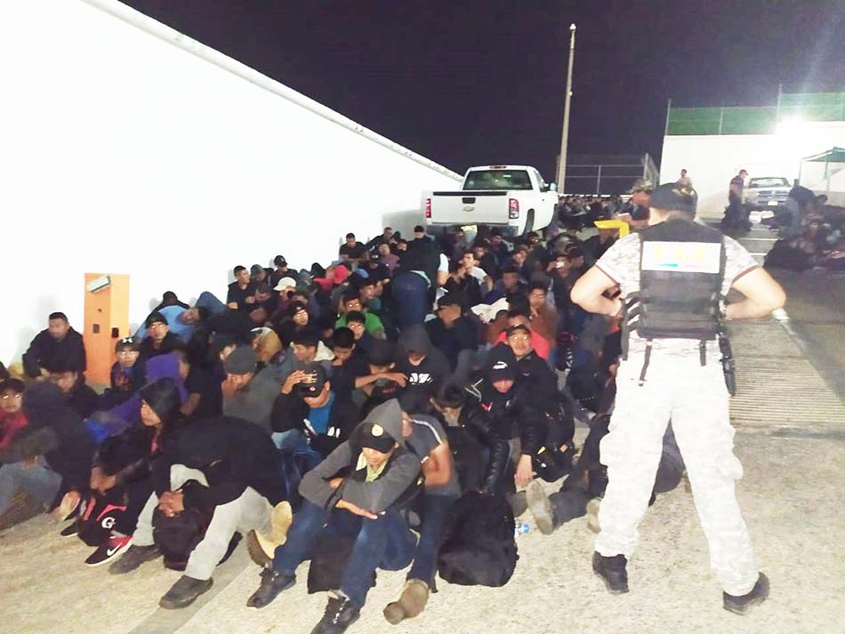 Rescata Fiscalía a 292 personas migrantes en Ocozocoautla