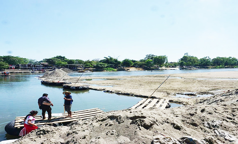 Río Suchiate, que divide a México con Guatemala, en su nivel más bajo: PC