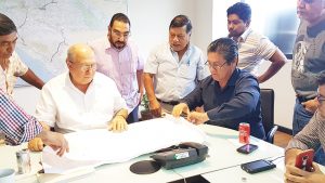 Se reúne Secretario de Obras Públicas con ejidatarios de Tuxtla Gutiérrez