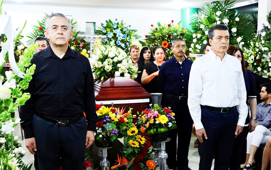 Asiste Rutilio Escandón a homenaje de cuerpo presente del Alcalde de Tapachula