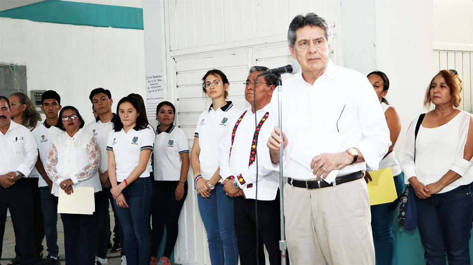 Carlos Morales anuncia la implementación del programa de prevención del delito en la Preparatoria número 1