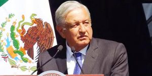 AMLO prevé cambios en gabinete para meter más mujeres