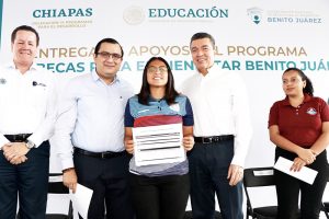 Becas para el Bienestar abren oportunidades a la juventud y a Chiapas Rutilio Escandón
