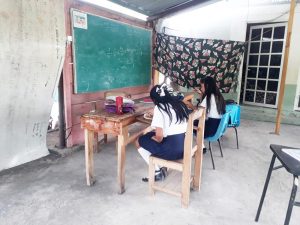 En Tuzantán maestros y padres de familia piden oficializar escuela preparatoria