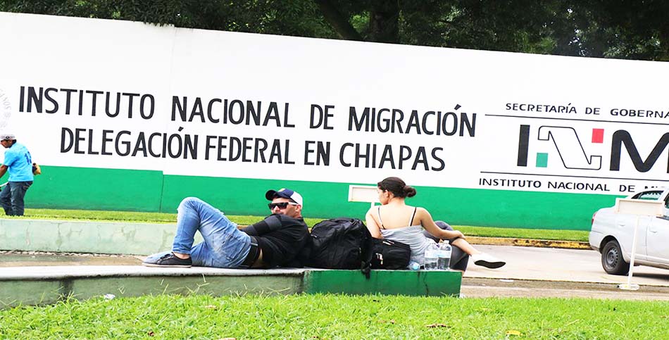 Hacinados y sin control sanitario más de 800 migrantes en cárceles de Chiapas
