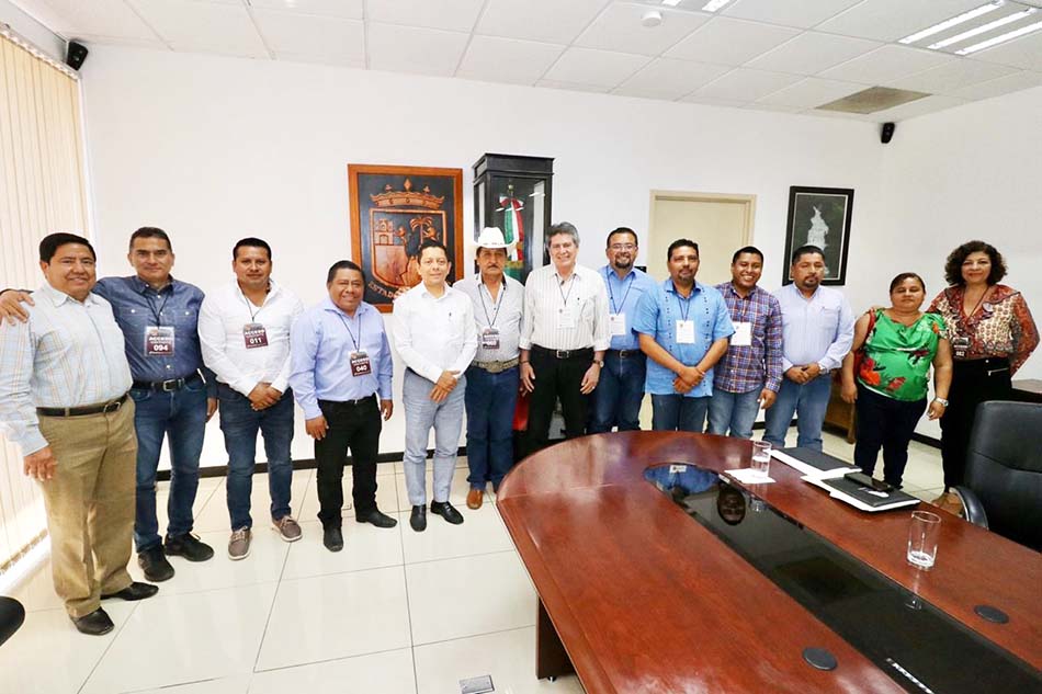 Sostiene Llaven reunión de trabajo con presidentes municipales de la Región Centro