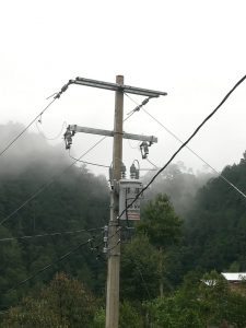 Lleva SOP ampliación de la red de electrificación a Patch´En Tenejapa