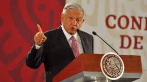 AMLO advierte si empresas quiebran los dueños deben asumir la responsabilidad