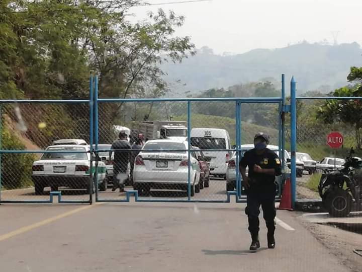 AMOTAC bloquea entrada de la empresa Acuagranjas en Ostuacán