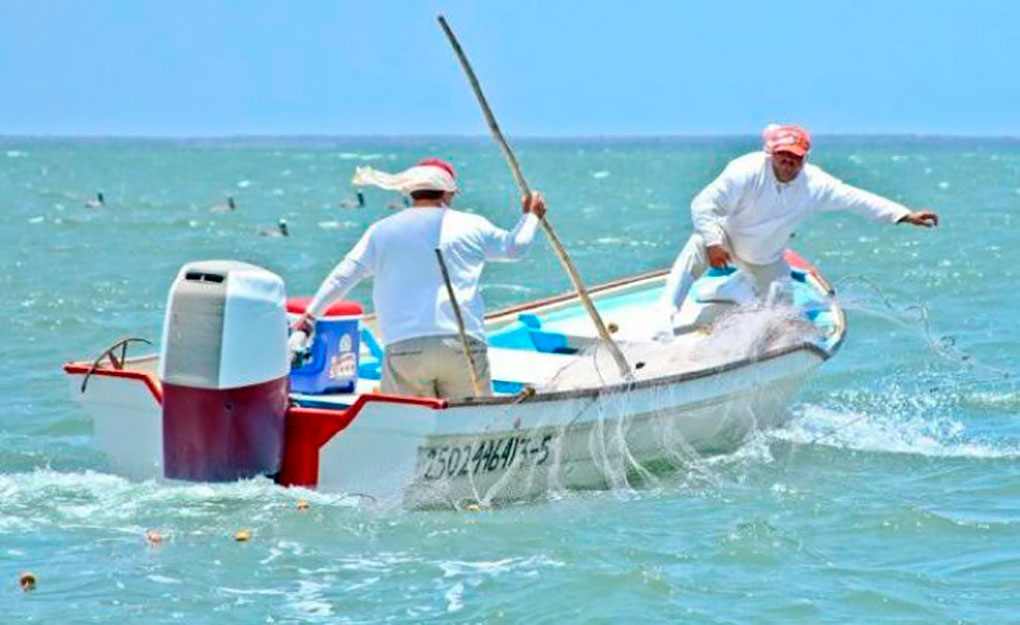 Señalan presuntos “moches de 2 mil pesos” por pescador en Arriaga