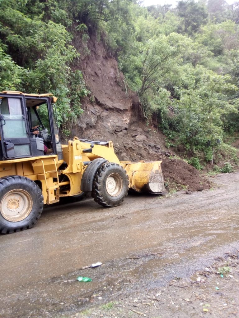 Abren tramos de caminos en la zona alta de Tapachula