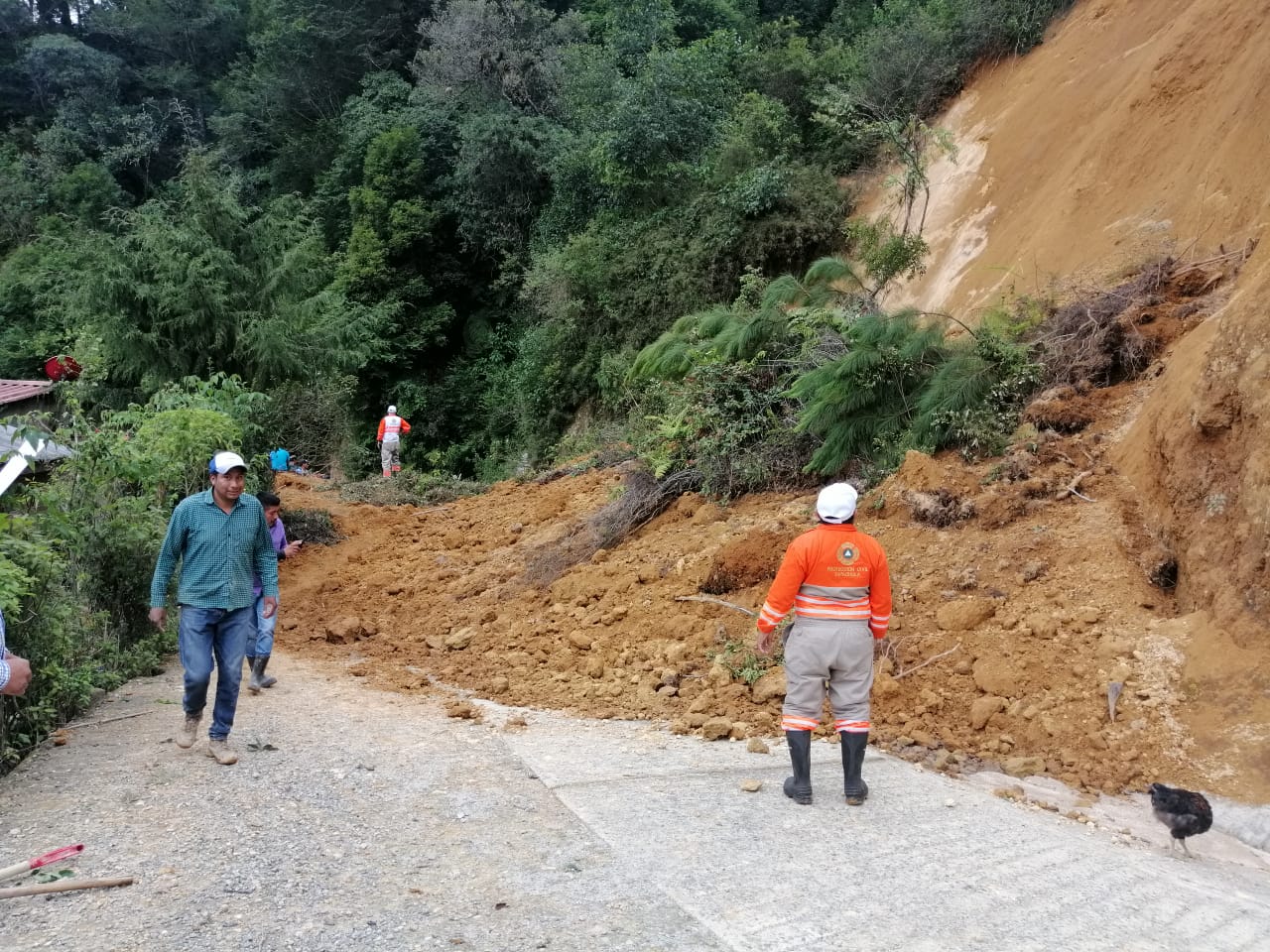 Atienden Derrumbes Y Deslaves En La Zona Alta De Tapachula El Sol Del 