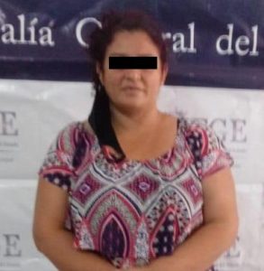 Detiene FGE a implicada en incitación a la violencia en Tonalá