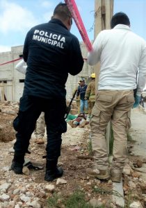 Pierde la vida trabajador al caerle pared en construcción