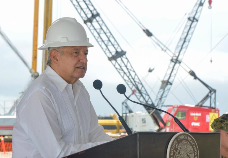 Refinería Dos Bocas garantizará independencia energética al país, afirma presidente