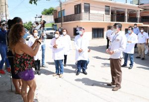 Acompaña Rutilio Escandón a brigadas en recorrido casa por casa para detectar y atender COVID-19