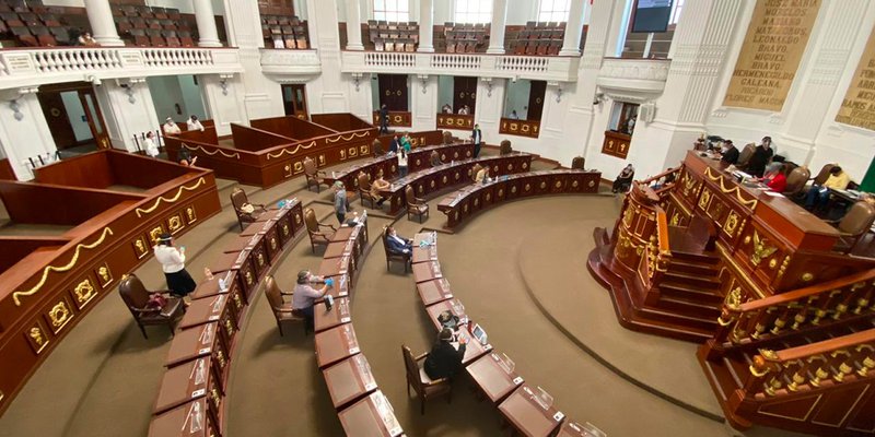 Morena CDMX congela ‘ley Batres’ que planteaba no pagar rentas