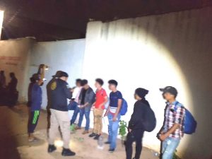 Rescata SSyPC a 26 migrantes abandonados en Cintalapa