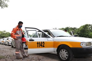 Taxistas organizados se suman a la Jornada de Sensibilización para el uso del cubrebocas en Tuxtla Gutiérrez