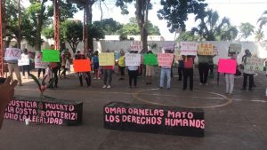 Colonos de Tapachula piden ayuda para no ser desalojados por el banco 