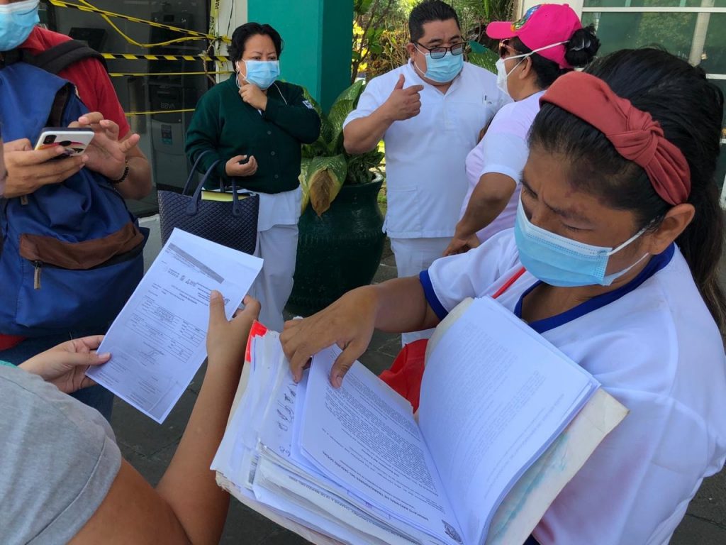 Por presuntas arbitrariedades protestan en el IMSS Tapachula